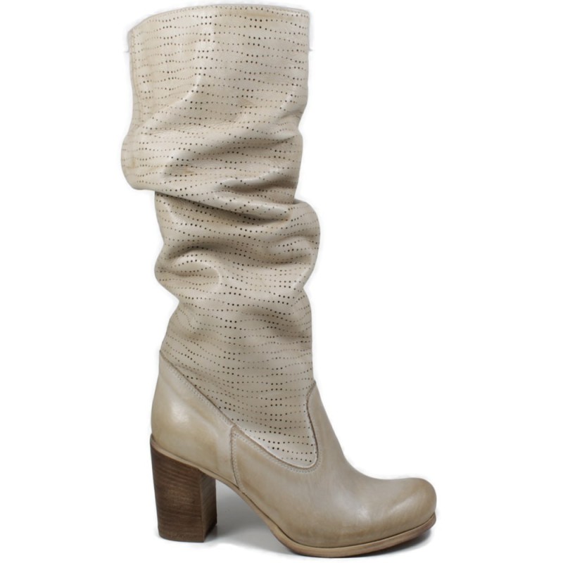Perforated High Boots with Heel 'Wave' - Beige