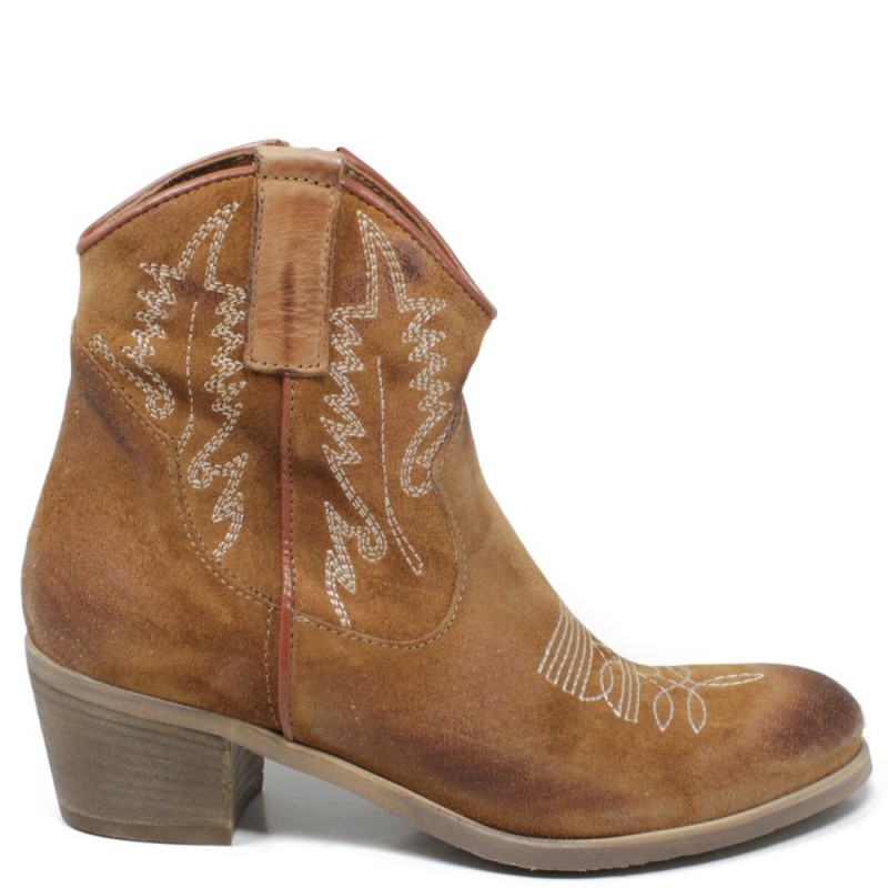 Texan Low Boots Embroidered 'RIC12' - Suede Tan