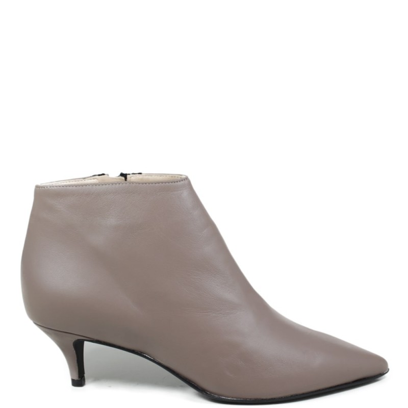 Ankle Boots with Fine Tip "155" - Taupe Nappa