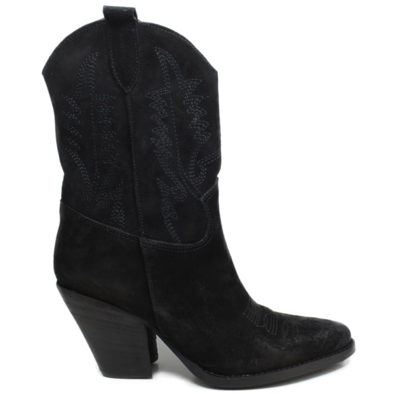 Low Texan Camperos Boots Embroidered High Heels 'Liam" - Black Suede