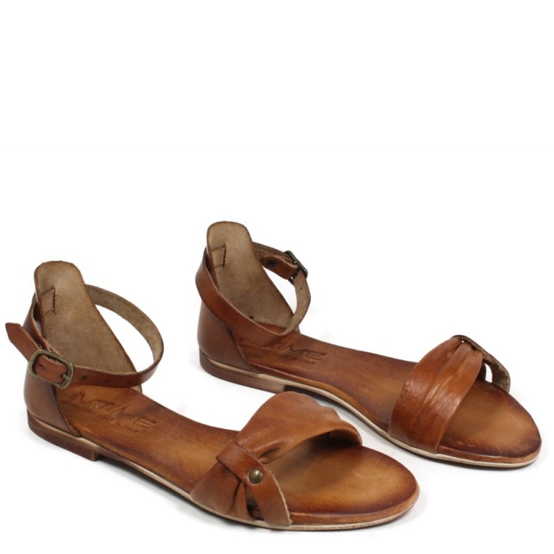 Flat Sandals in Genuine Leather "Luna" - Tan