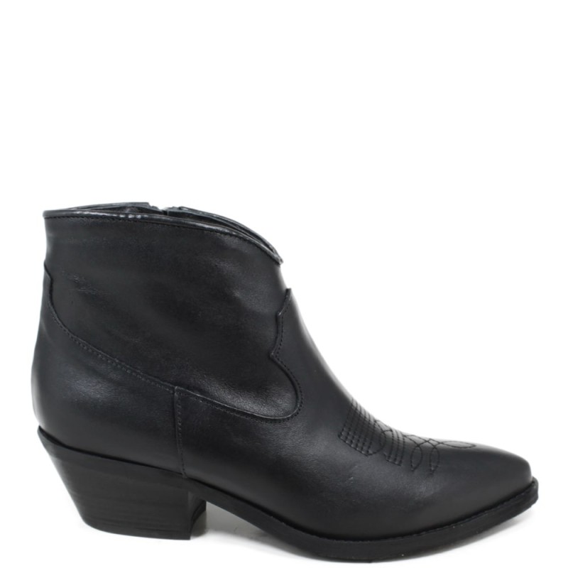 Camperos Texan Ankle Boots 'PASO" - Black