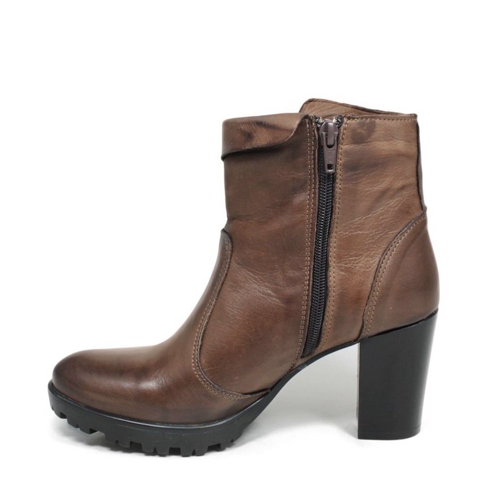 Woman's Ankle Boots in Genuine Leather Brown Fall Winter