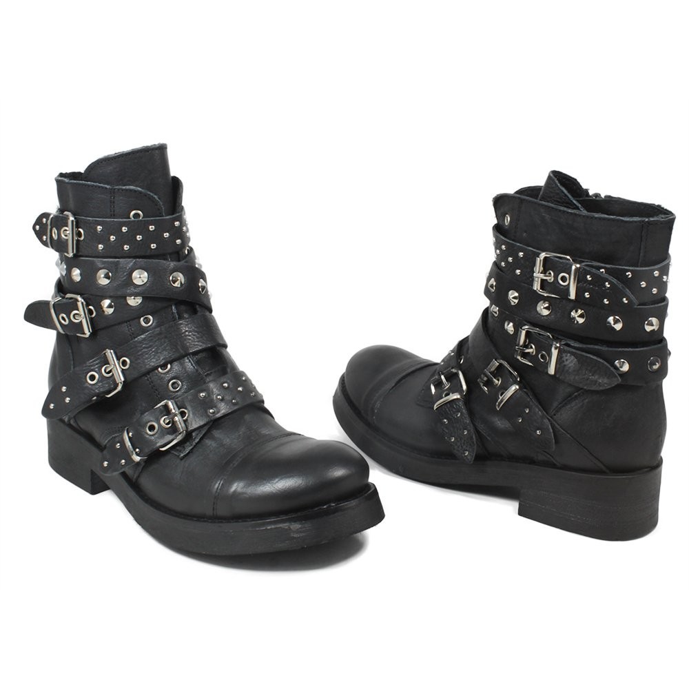 Military Boots in Black Leather with Studs Fall Winter